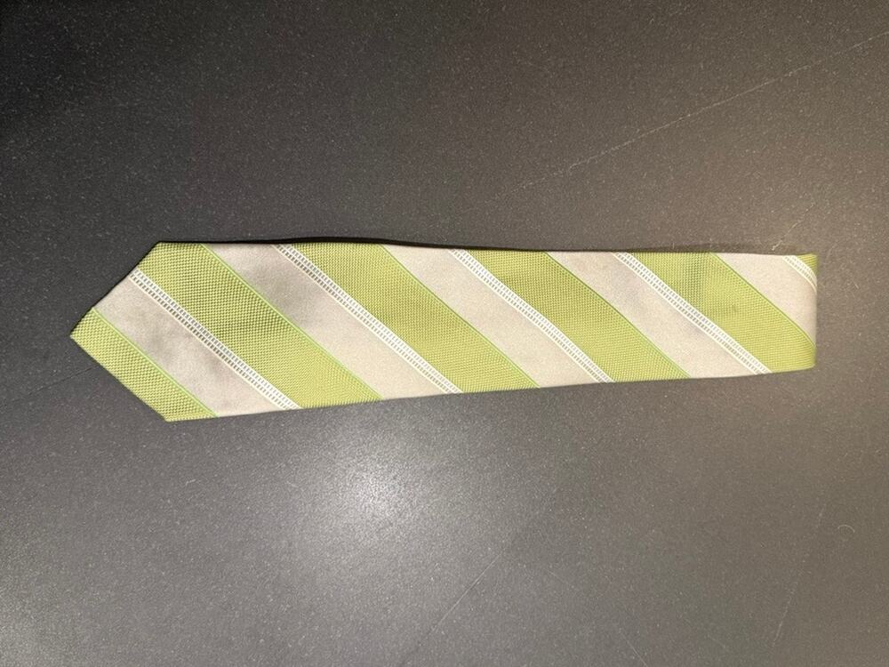 Giorgio Armani Men’s Silk Tie Green Silver Striped Made in Italy Luxury Designer